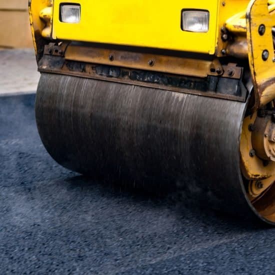 Asphalt paving